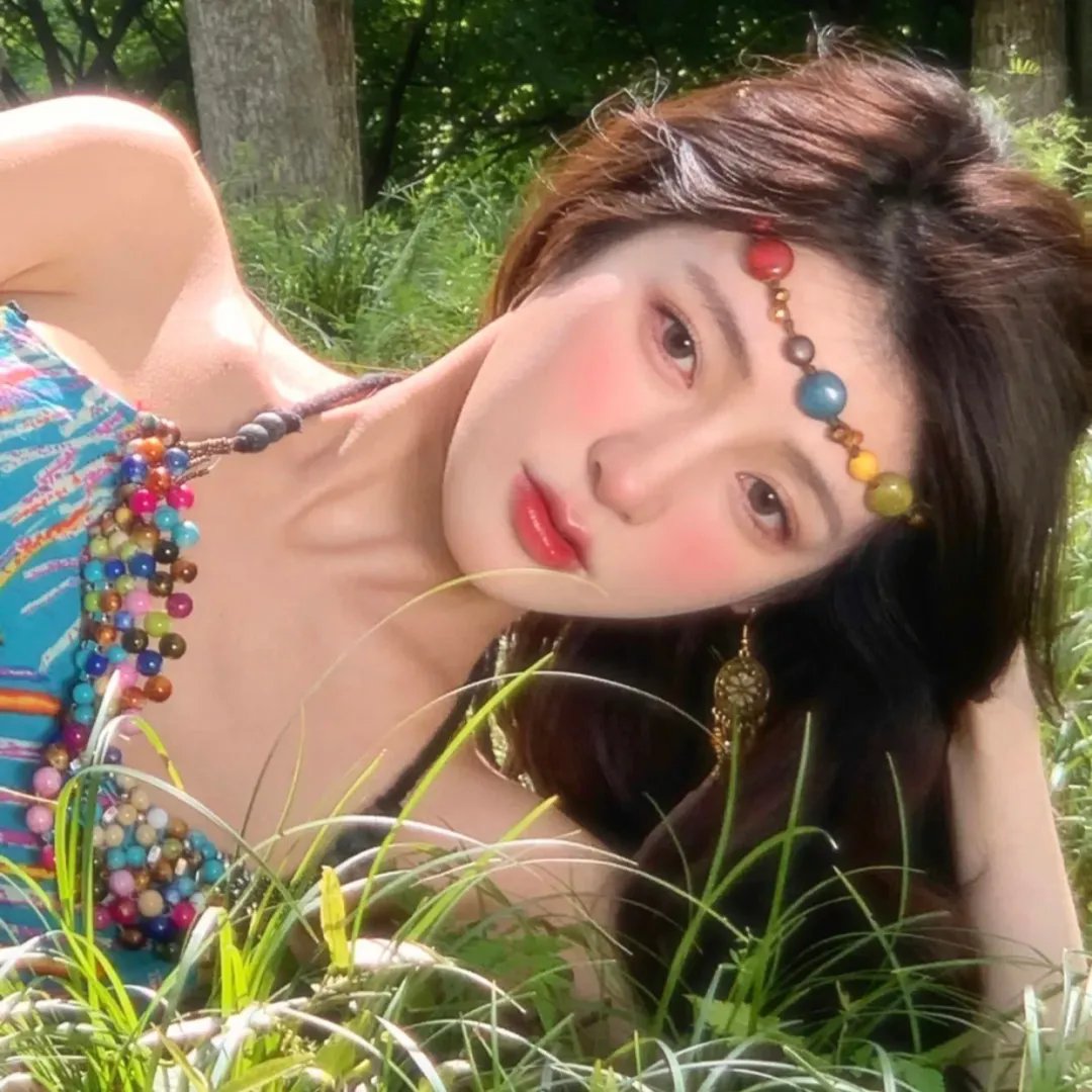 钢管舞娘